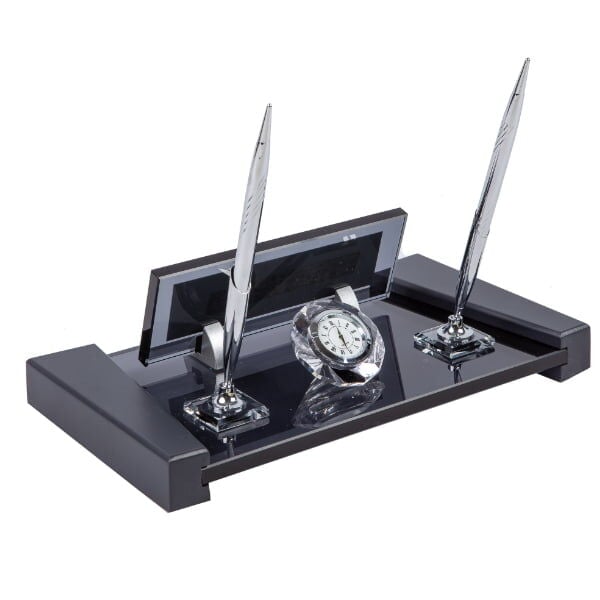 Füme Ahşap ve Kristal İsimlik