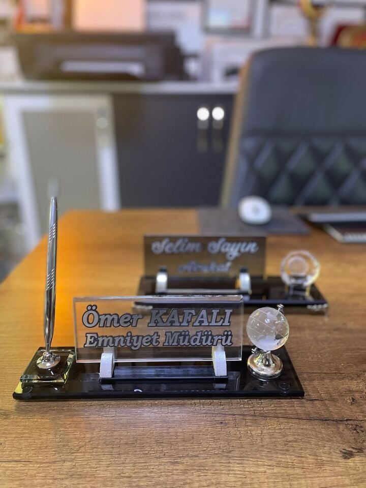 Dünyalı Masa İsimliği