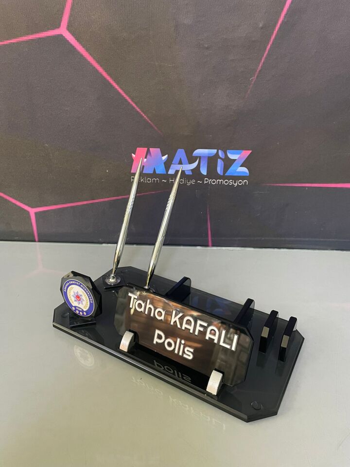 Polis Logolu Masa İsimliği