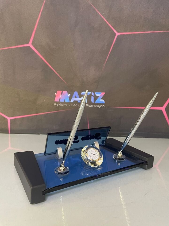 Mavi Cam Masa İsimliği