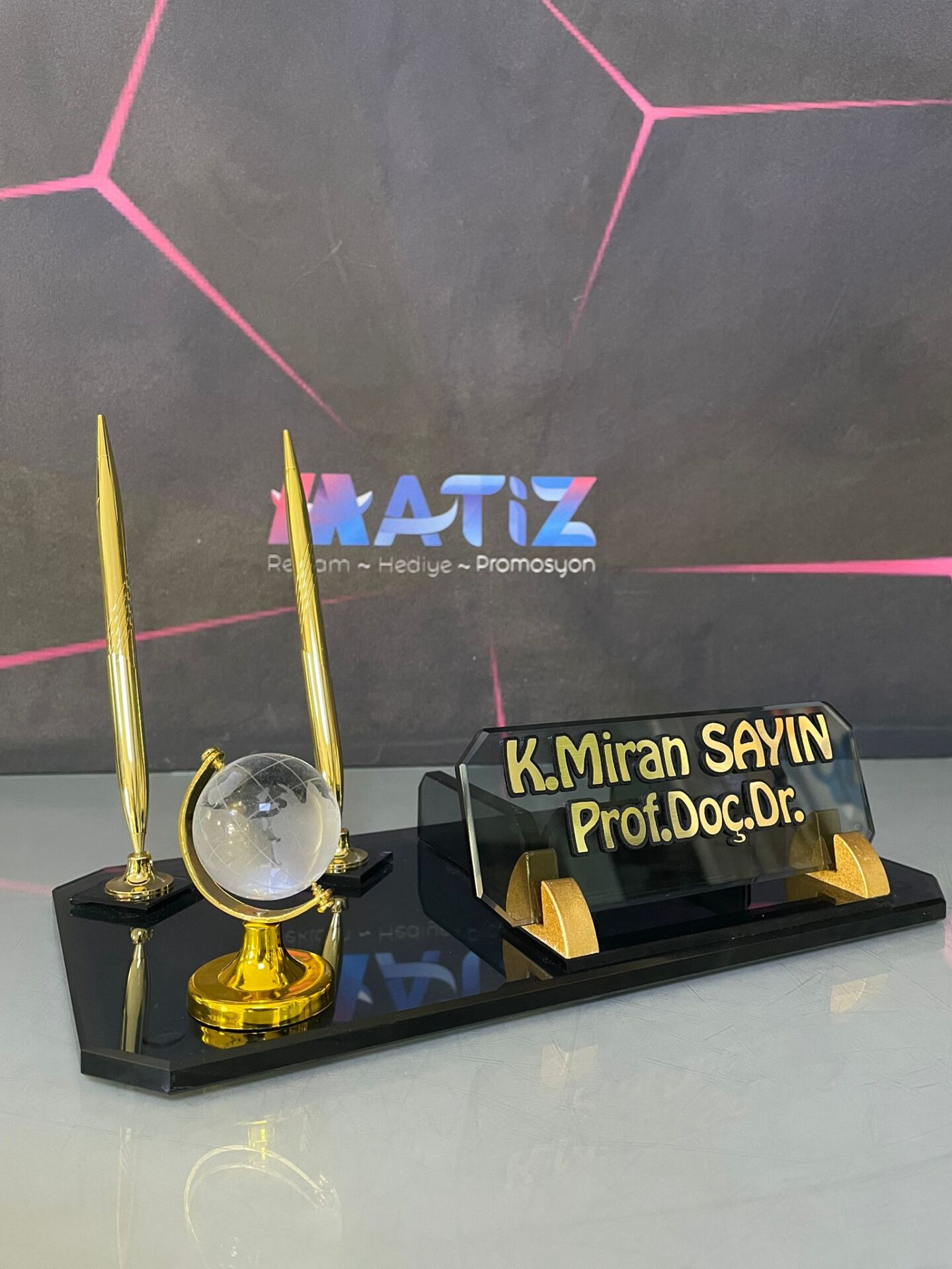 Doktor Masa İsimliği