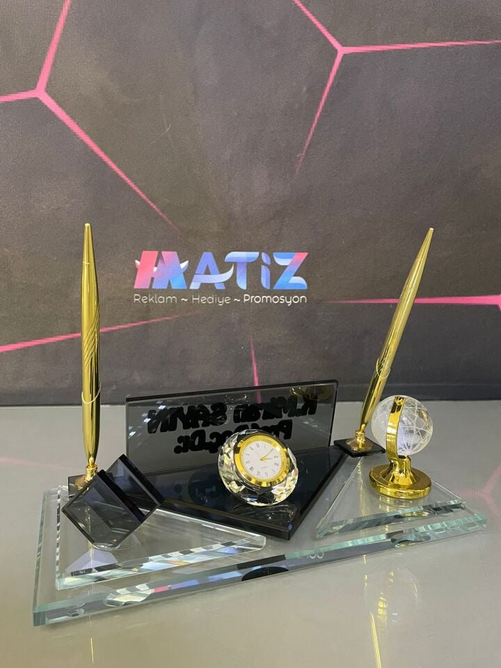 Dünyalı Model Set İsimlik