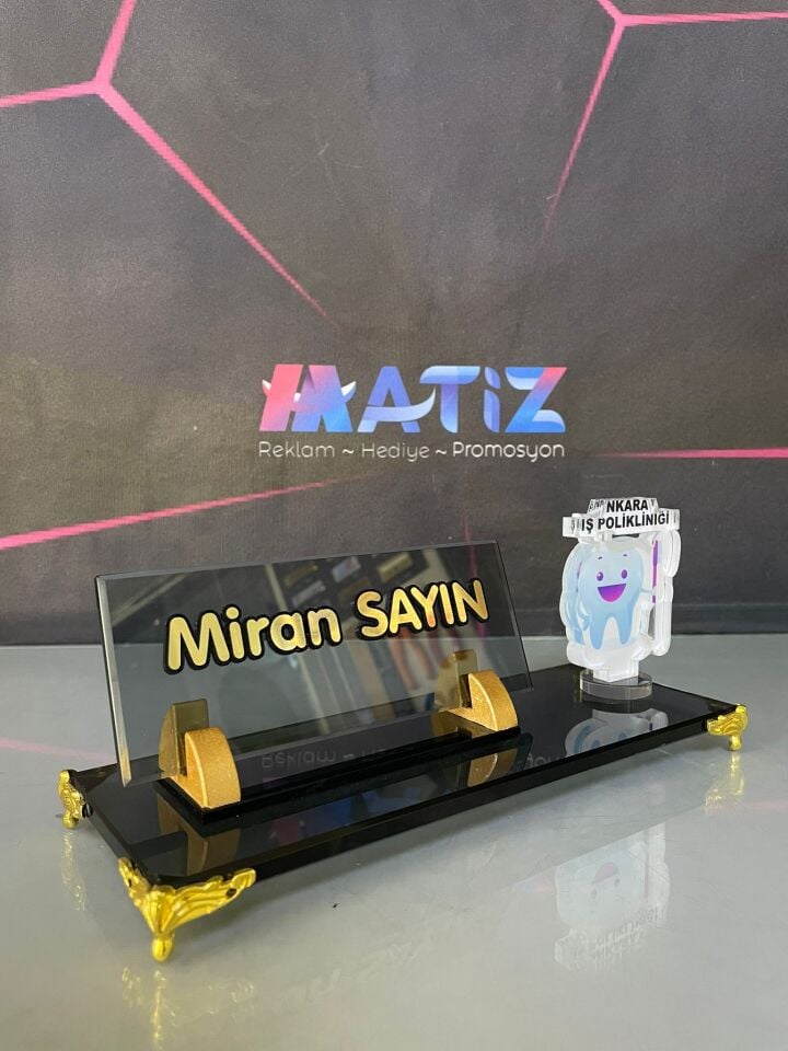 Dişçi Logolu Masa İsimliği