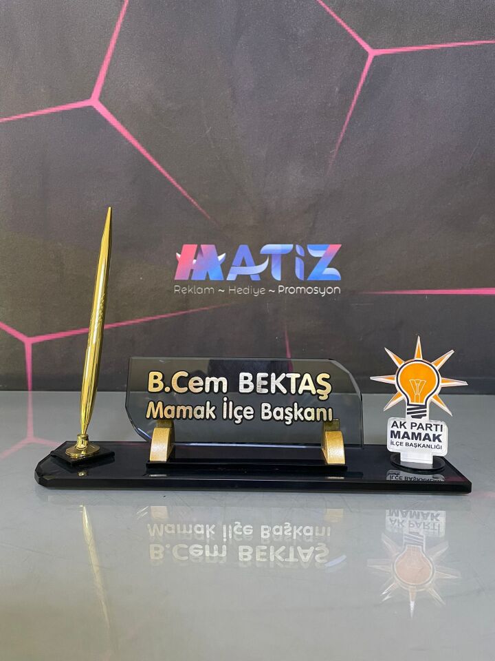 AK Parti Logolu Masa İsimliği