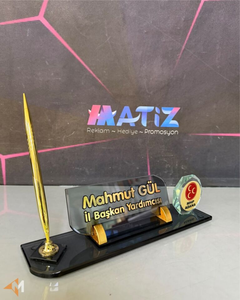 MHP Logolu Masa İsimliği