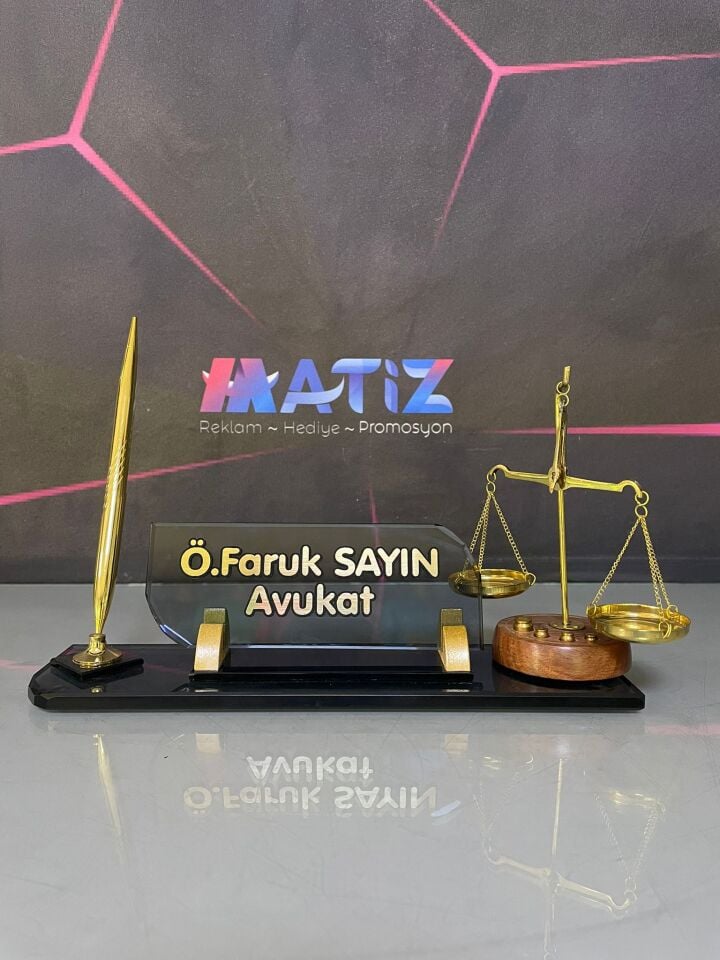 Avukat Adalet Terazili İsimlik