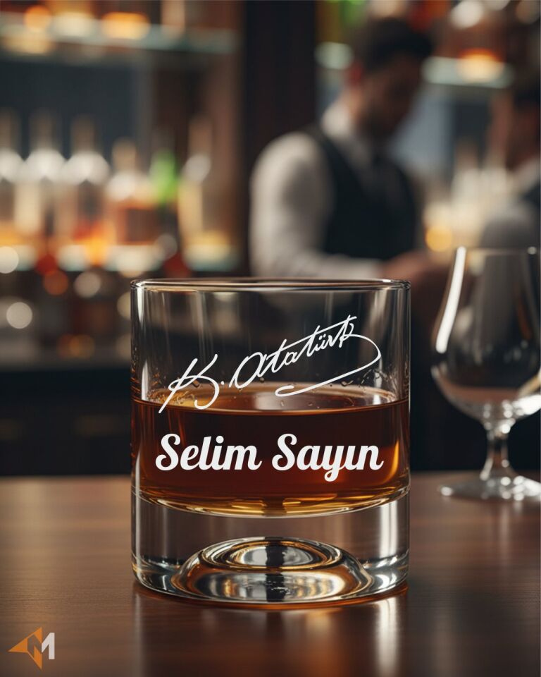 Atatürk İmzalı Viski Kadehi