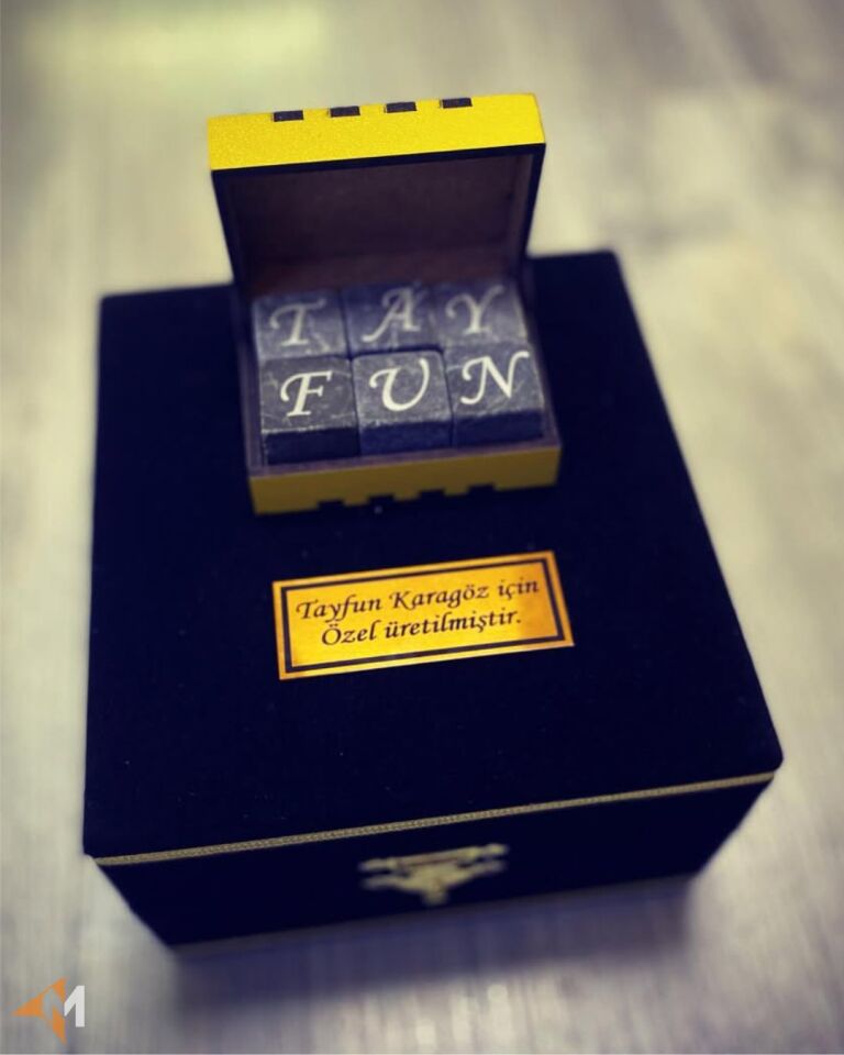 Kadife Kutulu Viski Bardağı