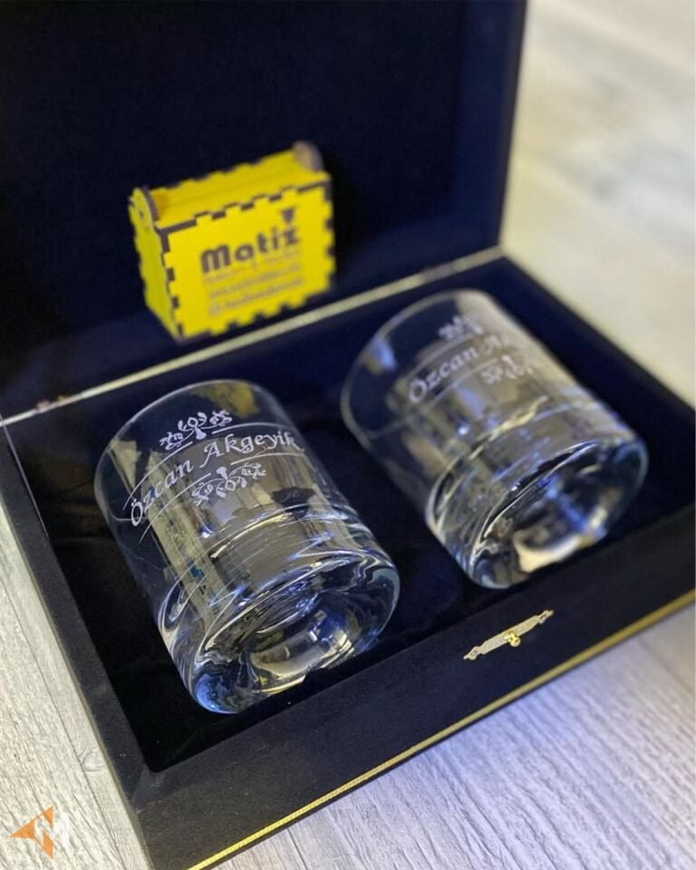 Kutulu Sevgililere Özel Viski Seti