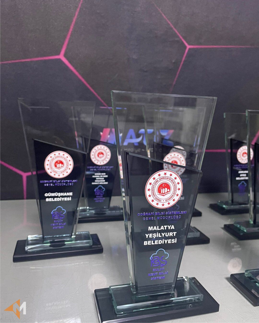 Özel Üretim Kristal Plaket