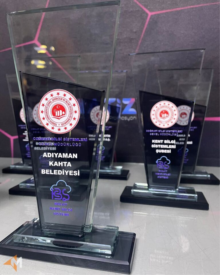 Özel Üretim Kristal Plaket