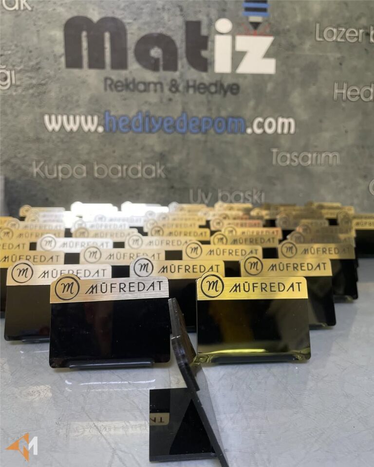 Pleksi Masa Üzeri Rezerve