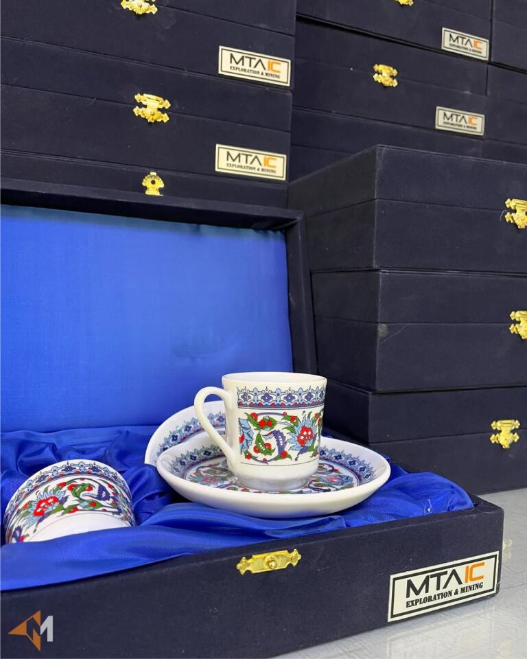 Güral Porselen Fincan Takımı