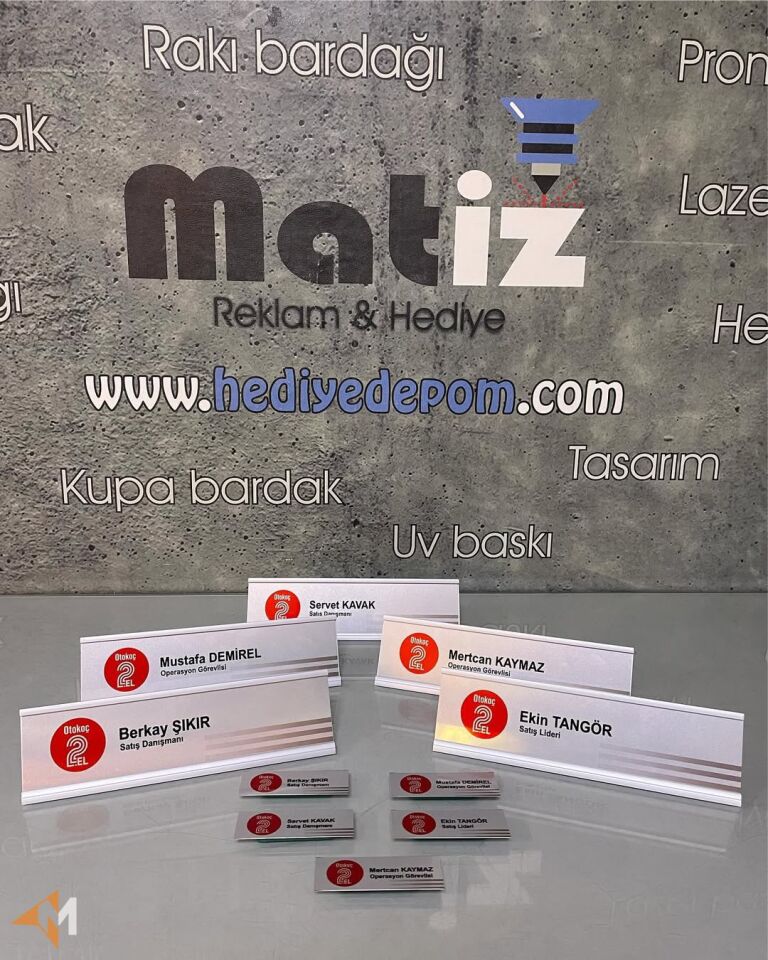 Kurumsal Masa İsimliği