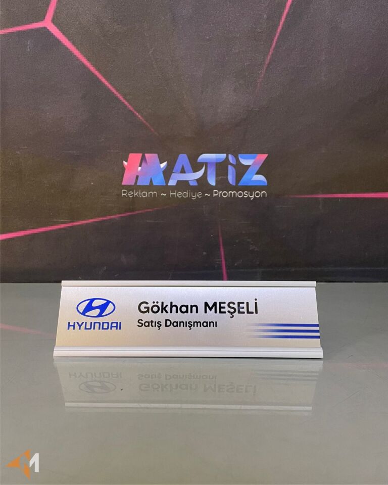 Kurumsal Masa İsimliği