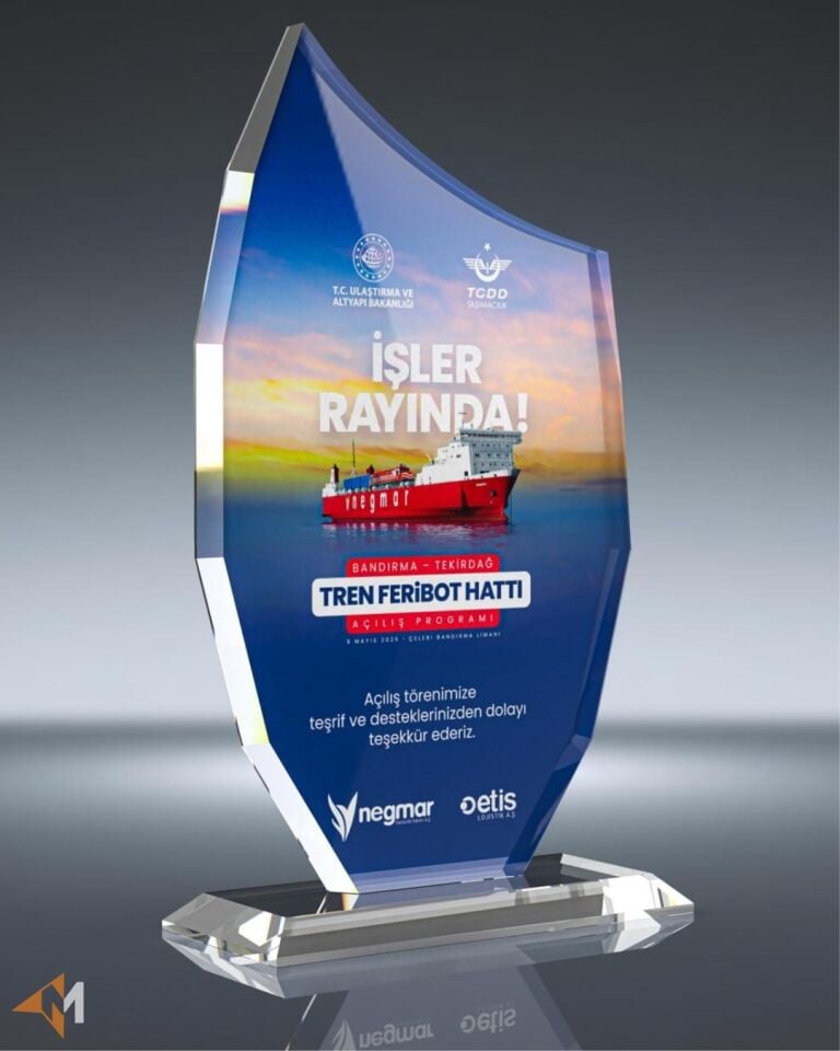 Oval Kesim Kristal Plaket