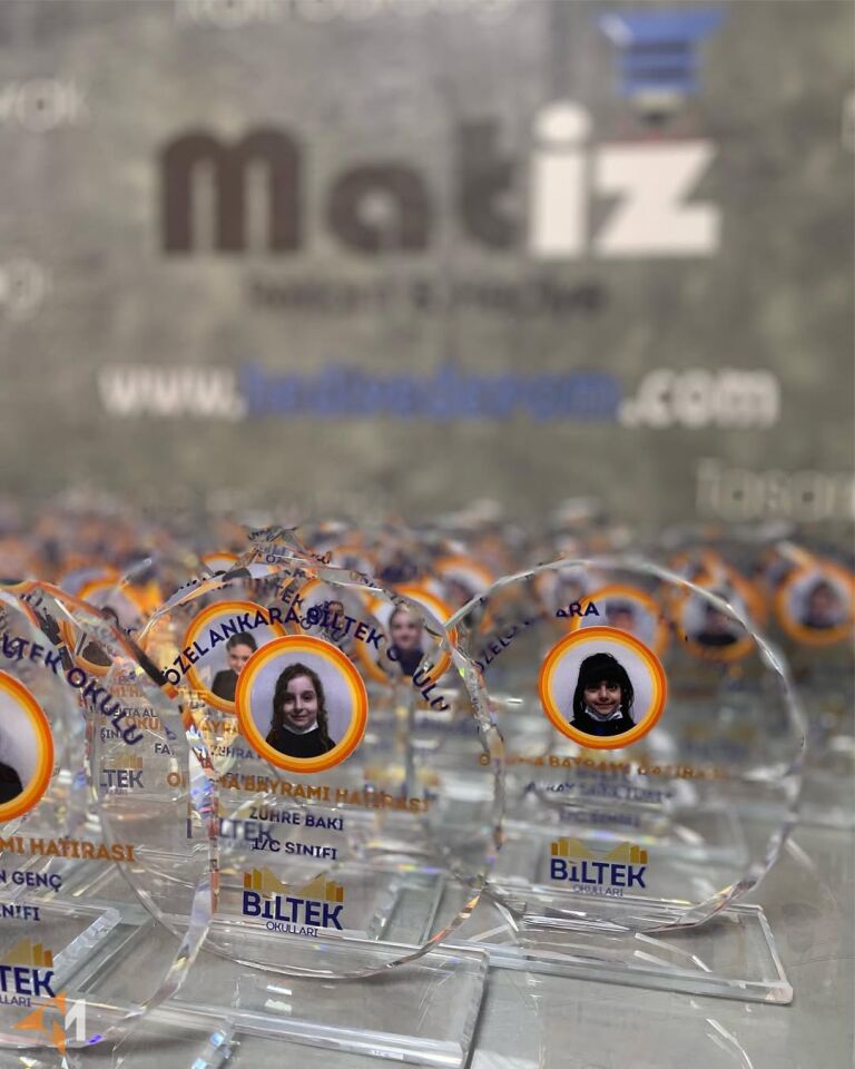 Yuvarlak Kristal Plaket