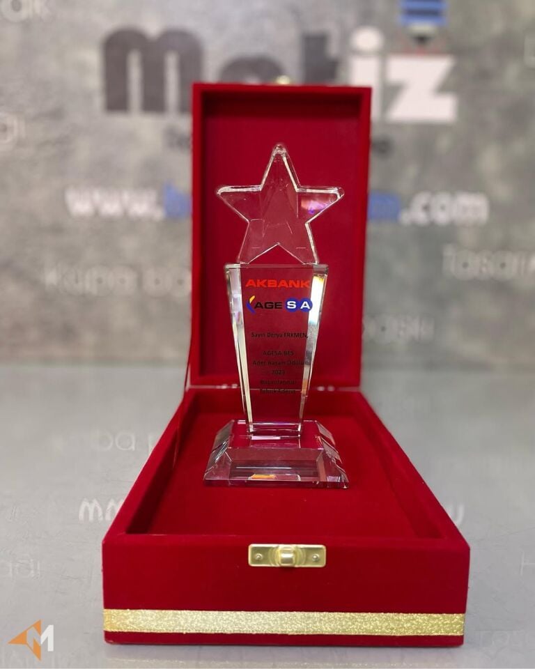 Yıldız Model Kristal Plaket