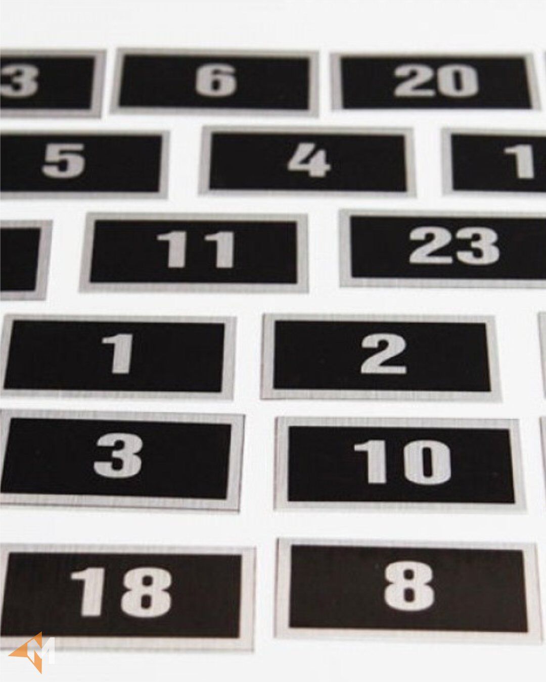 Gümüş Renk Posta Kutusu Numarası