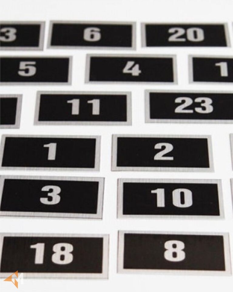 Gümüş Renk Posta Kutusu Numarası