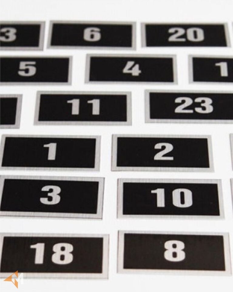 Gümüş Renk Posta Kutusu Numarası