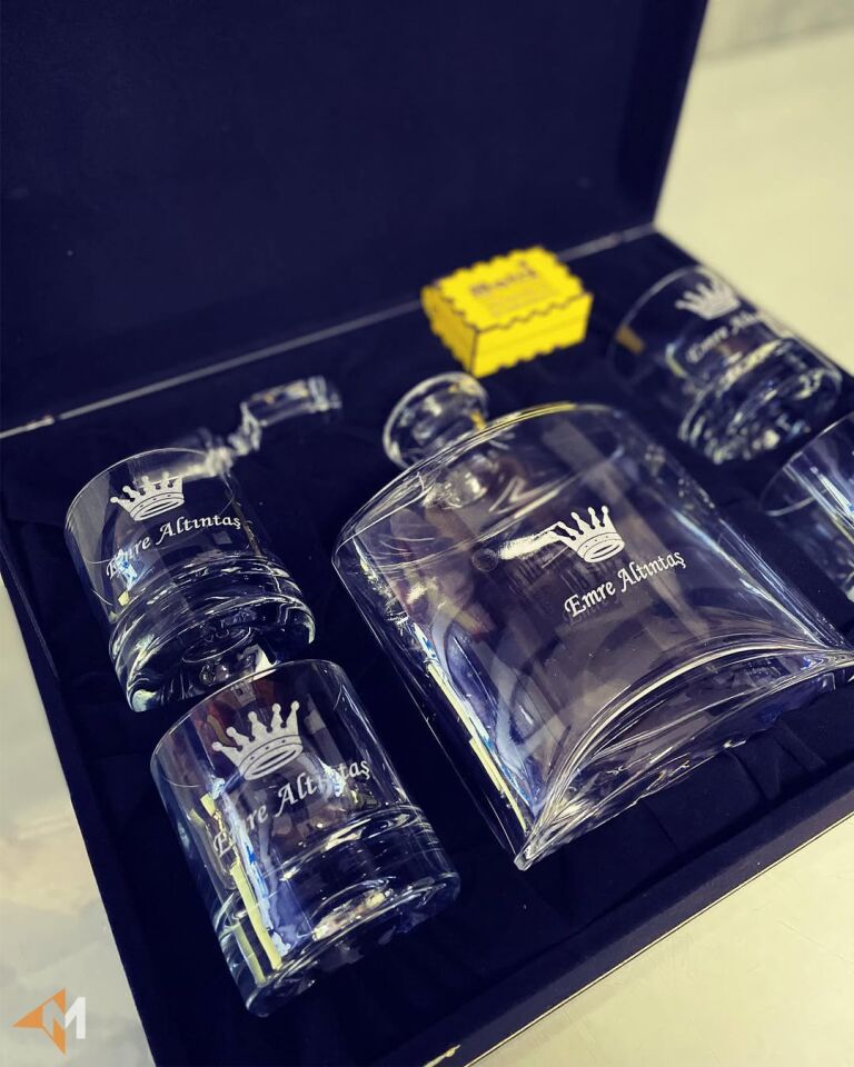 İsme Özel Kral Taçlı VIP Viski Seti