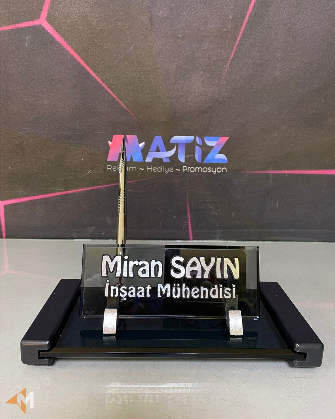 Mühendis Masa İsimliği