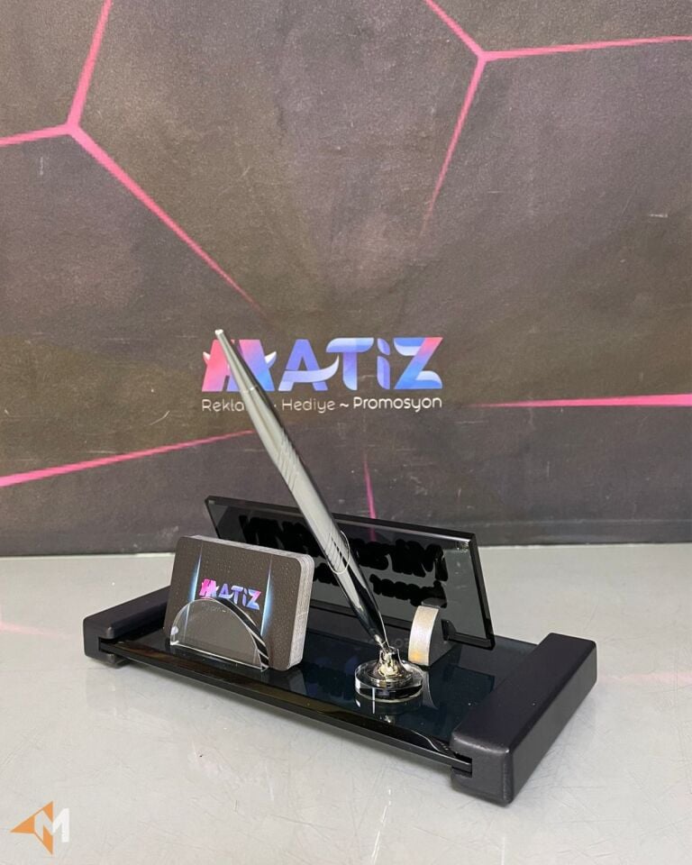 Mühendis Masa İsimliği