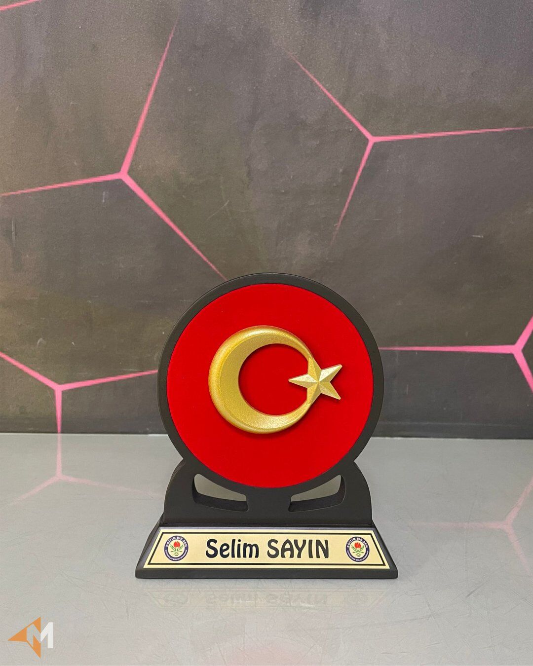 Ahşap ve Kadife Türk Bayrağı