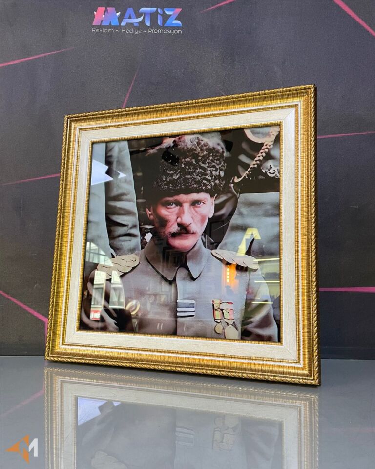 Mustafa Kemal Atatürk Tablo