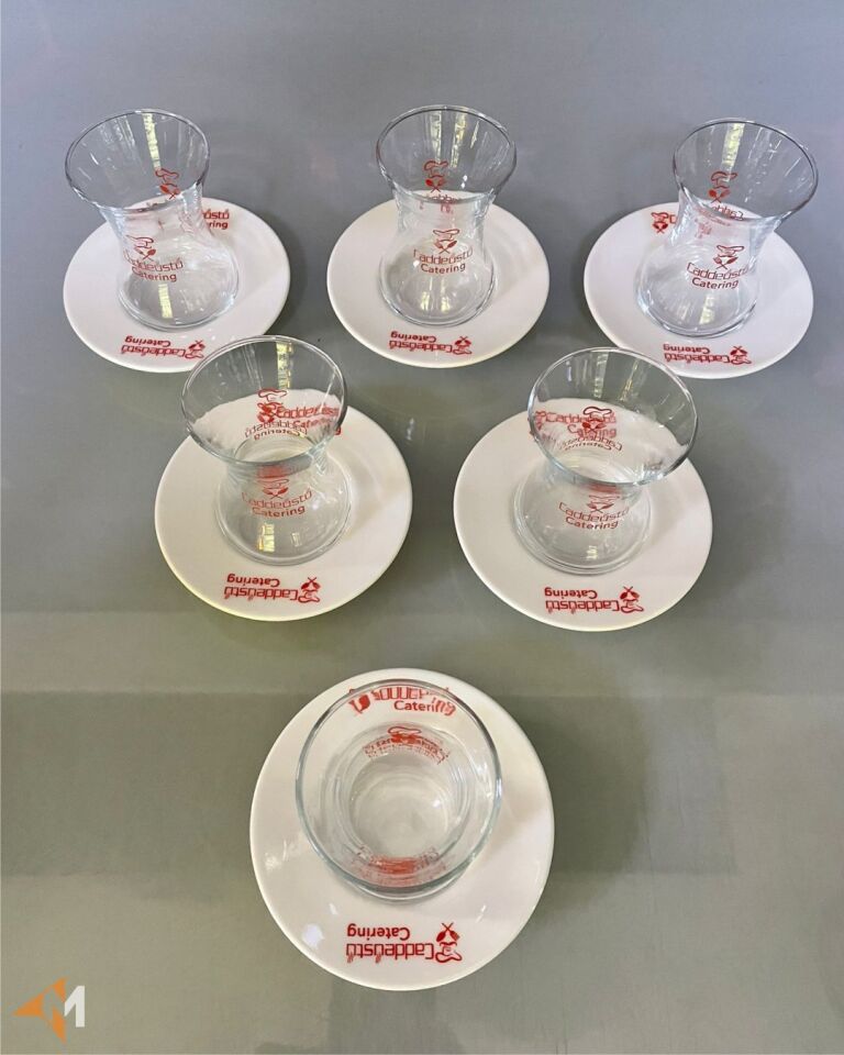 Renkli Baskı Çay Bardağı ve Tabağı