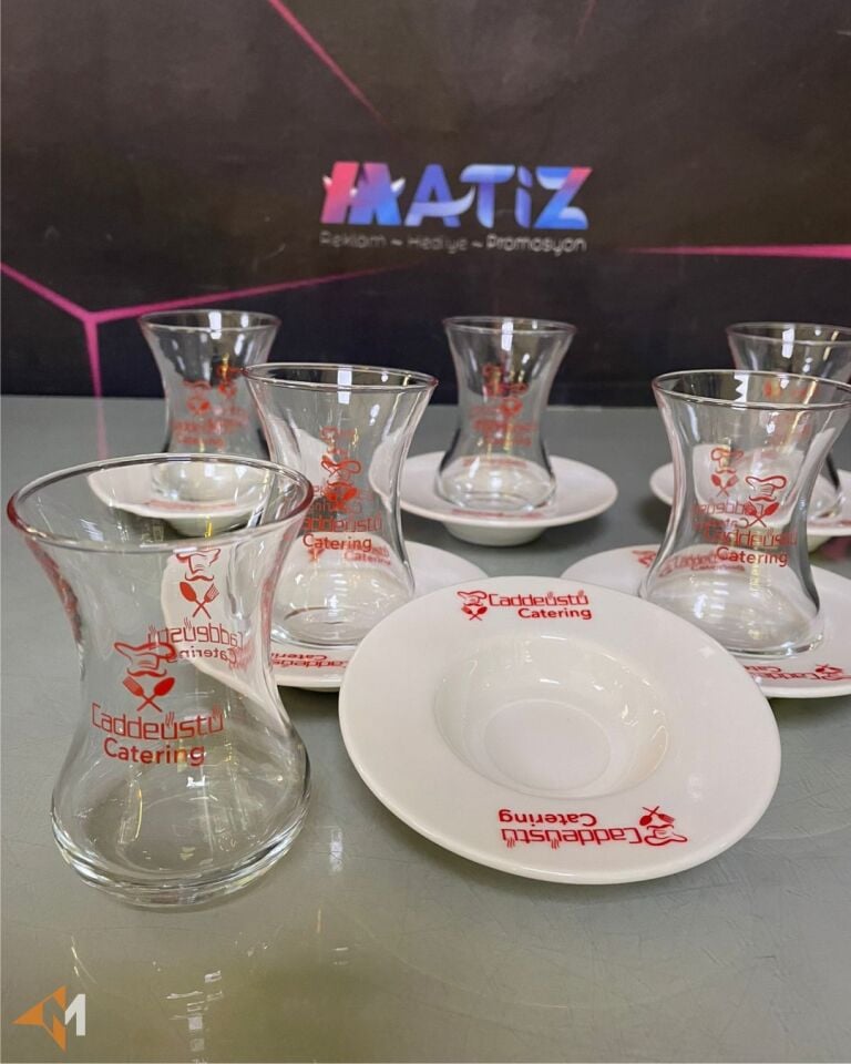 Renkli Baskı Çay Bardağı ve Tabağı