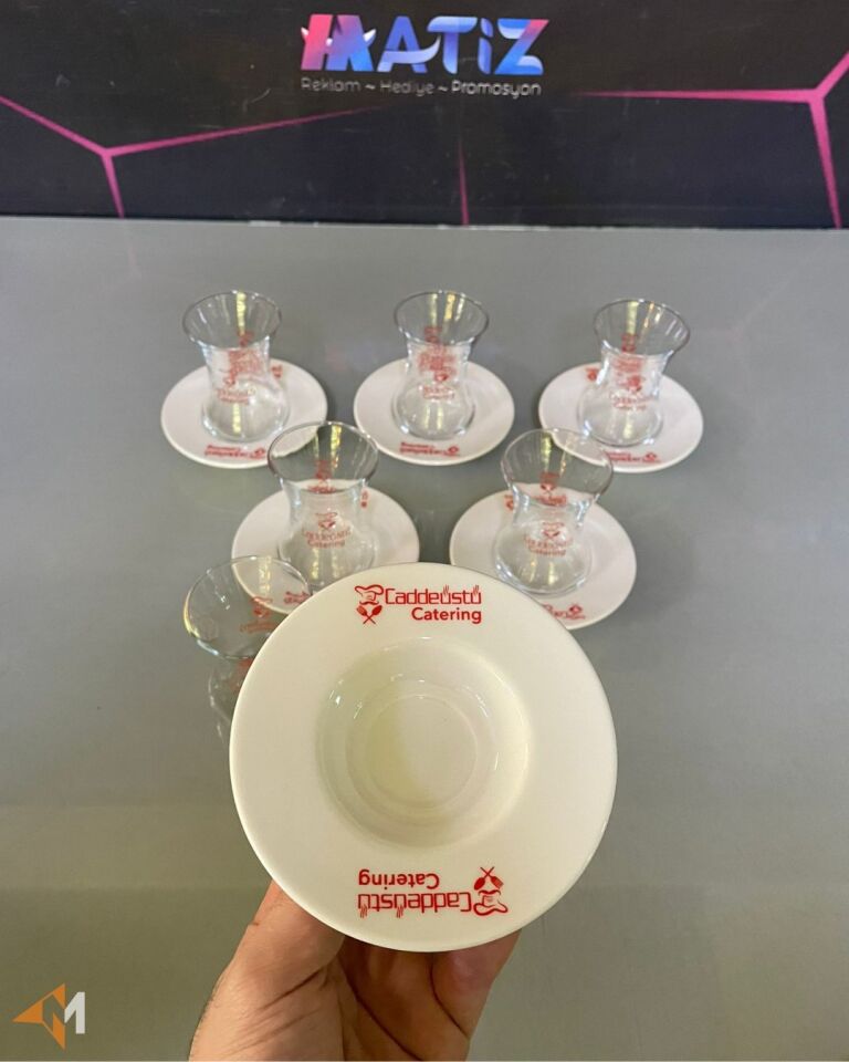 Renkli Baskı Çay Bardağı ve Tabağı