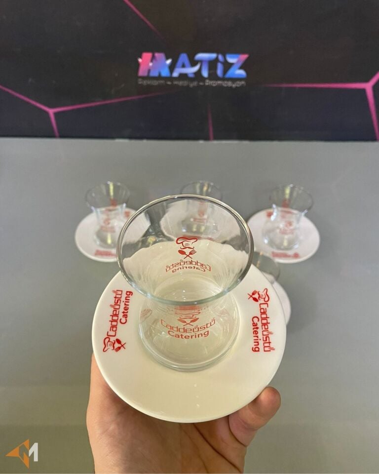 Renkli Baskı Çay Bardağı ve Tabağı