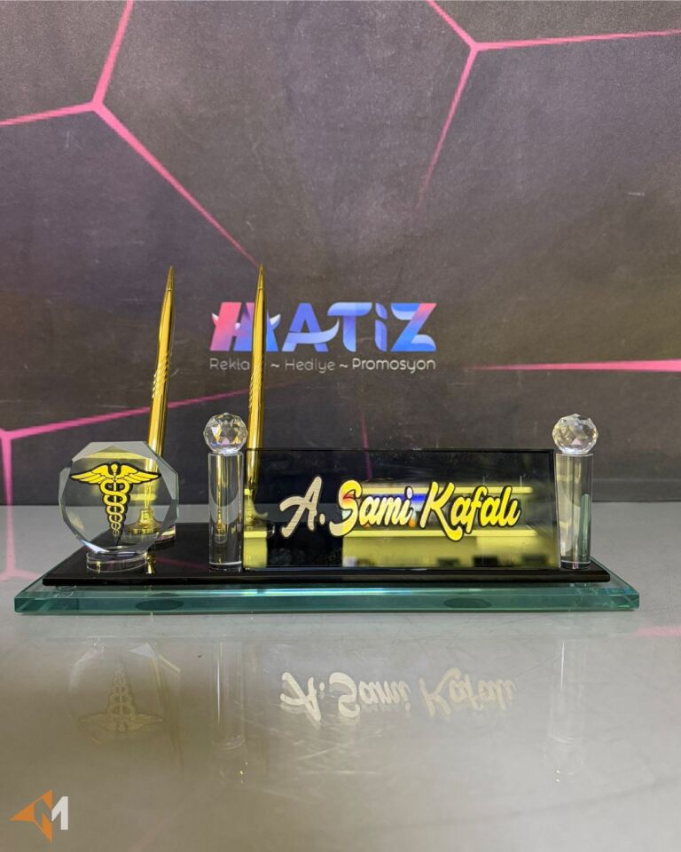 Tıp Logolu Doktor Masa İsimliği