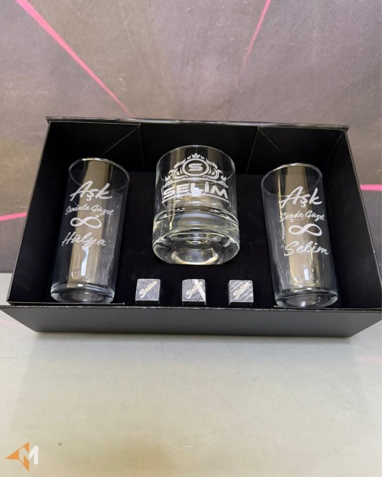 Sevgiliye Hediye Kutulu Rakı, Viski Seti