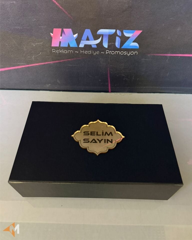 Sevgiliye Hediye Kutulu Rakı, Viski Seti