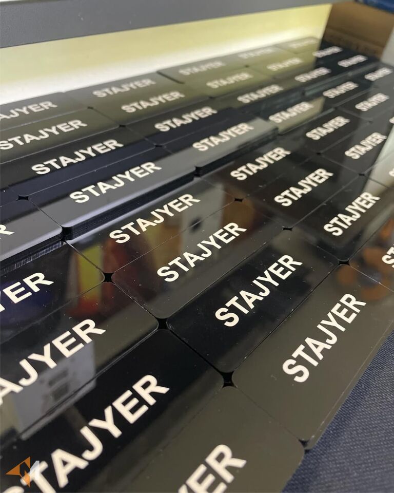 Ekonomik Yaka İsimliği