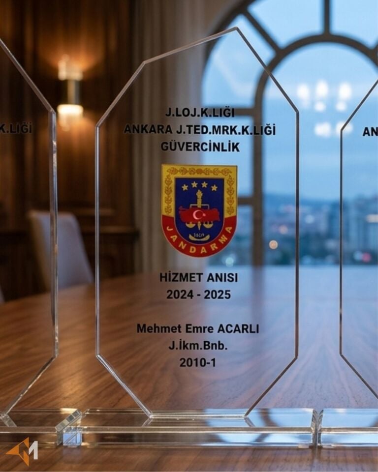 Kristal Cam Plaket