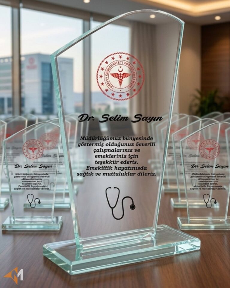 Doktora Özel Plaket