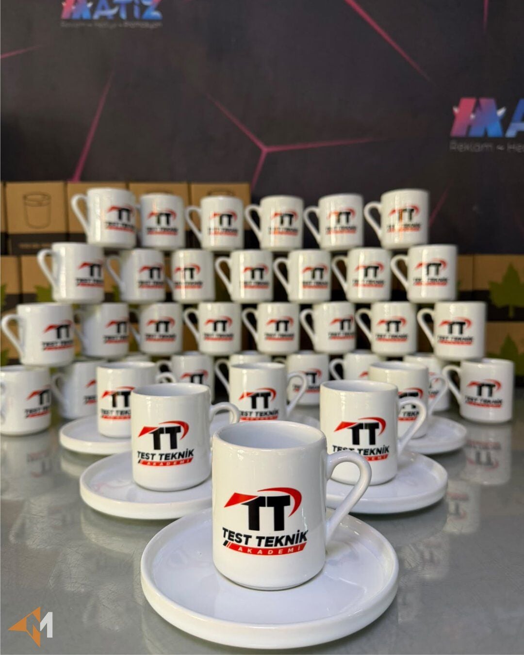 330 Parça Logolu Ofis Seti