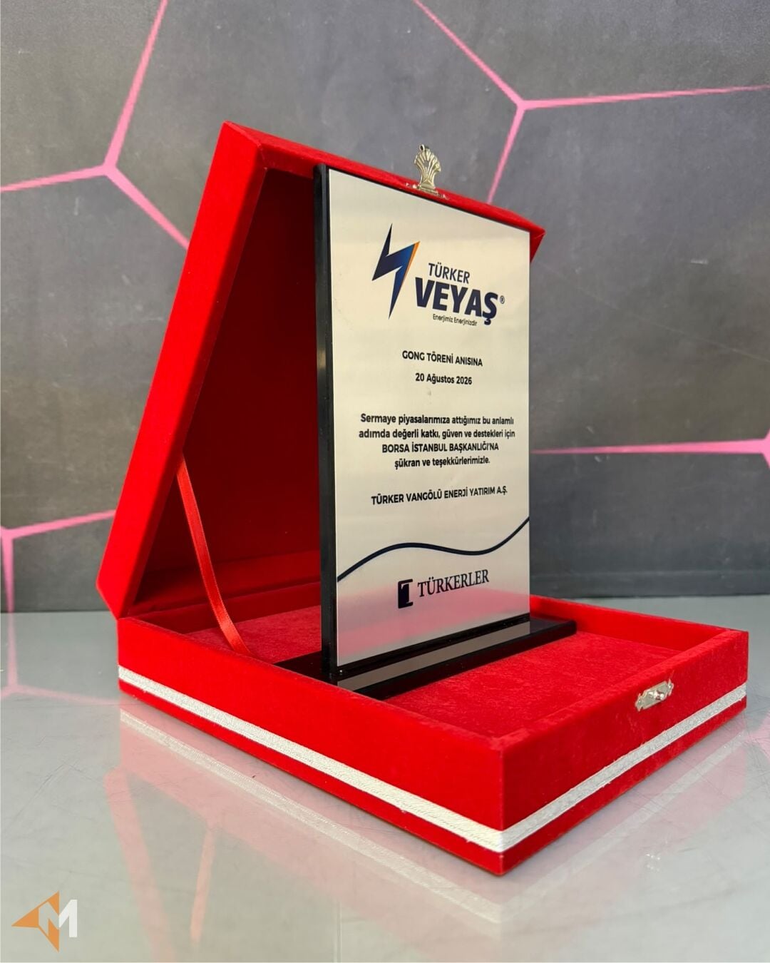 Kristal Üzeri Metal Plaket